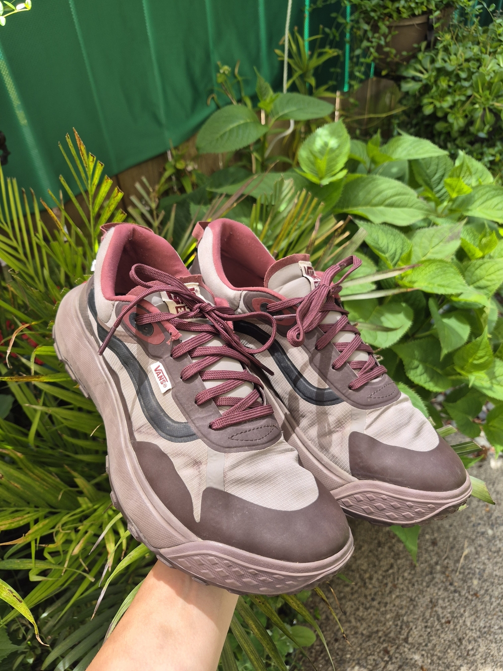 Vans Crosspath sneakers in a Mauve, Dusty Rose & Black